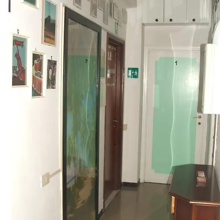 La Cubanina *